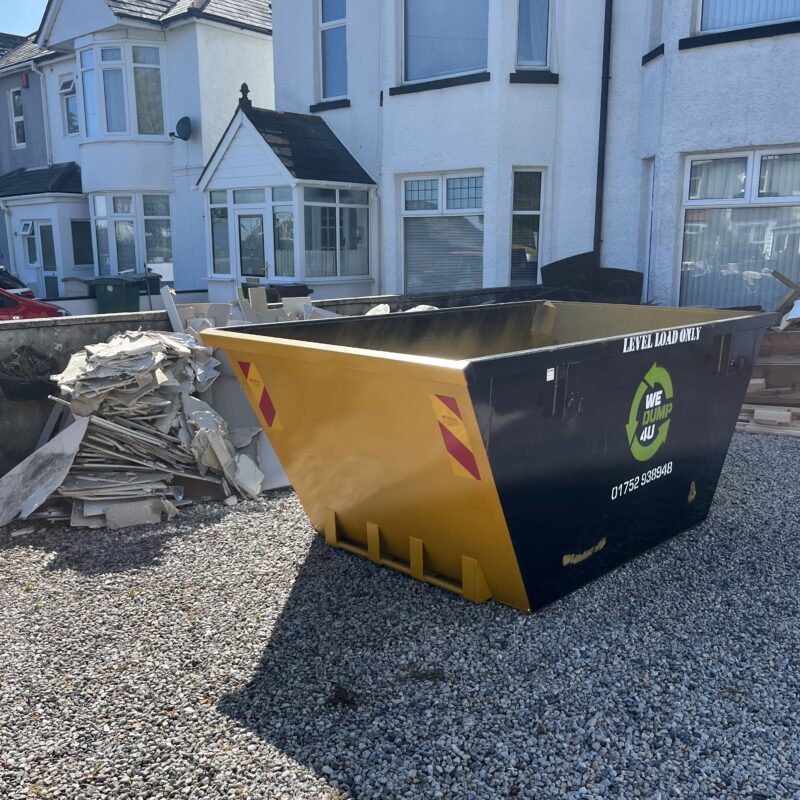 Wedump4u skip in house driveway